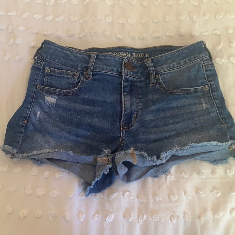 Dark wash stretchy American eagle jean shorts